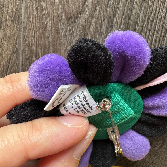 8*8CM Takashi Murakami Flower Rainbow Strap Pin Broach Badge Kaikai Kiki Brooch - Picture 9 of 10